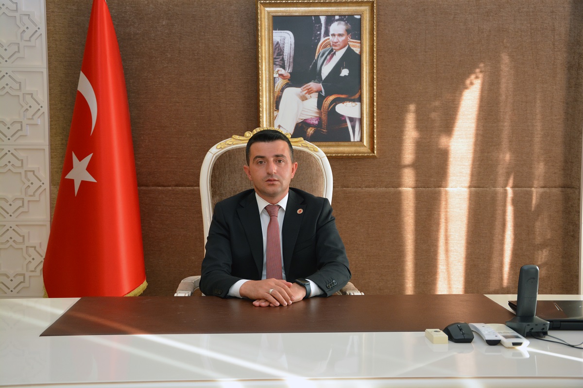 Kaymakamımız Sn. Burak Yılmaz’ın 23 Nisan Ulusal Egemenlik ve Çocuk Bayramı Mesajı